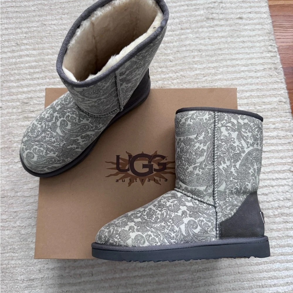 NWT UGG Women's Classic Short Gray Paisley Boots